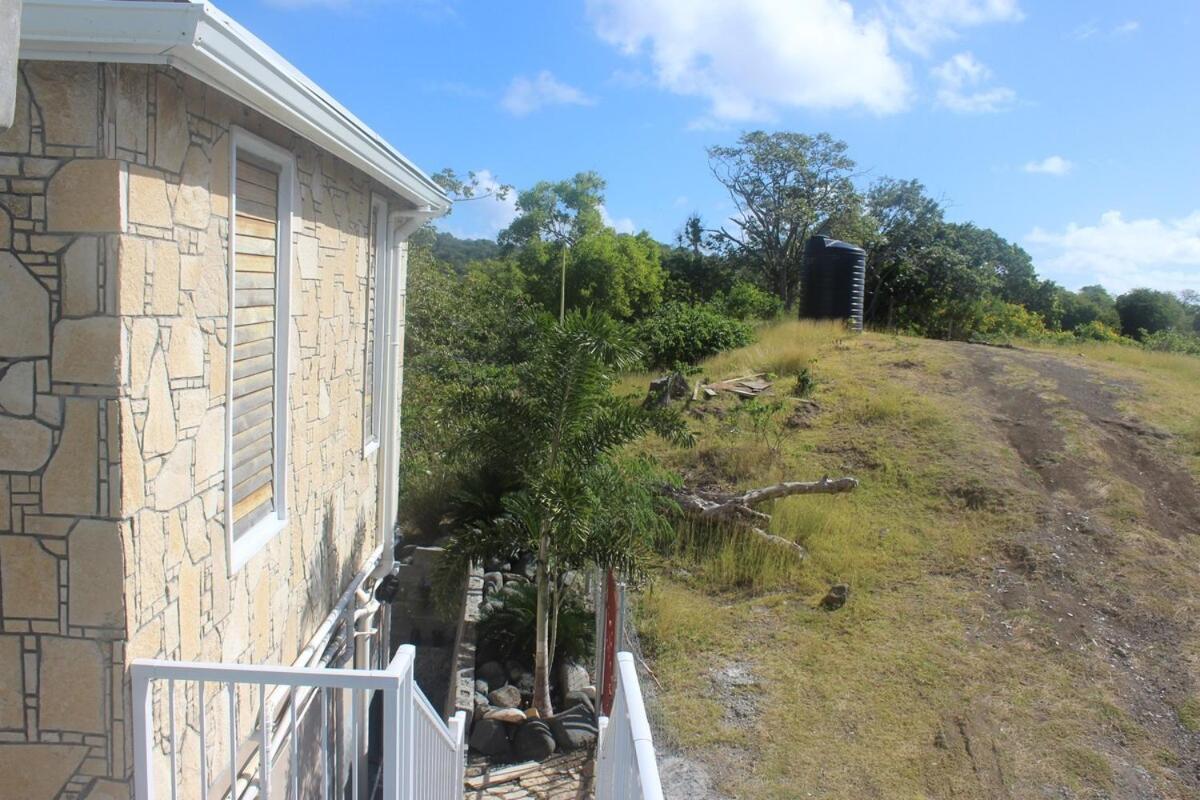 Onyx-- A Gem At Dee'S Pearl Villa Carriacou Exterior photo