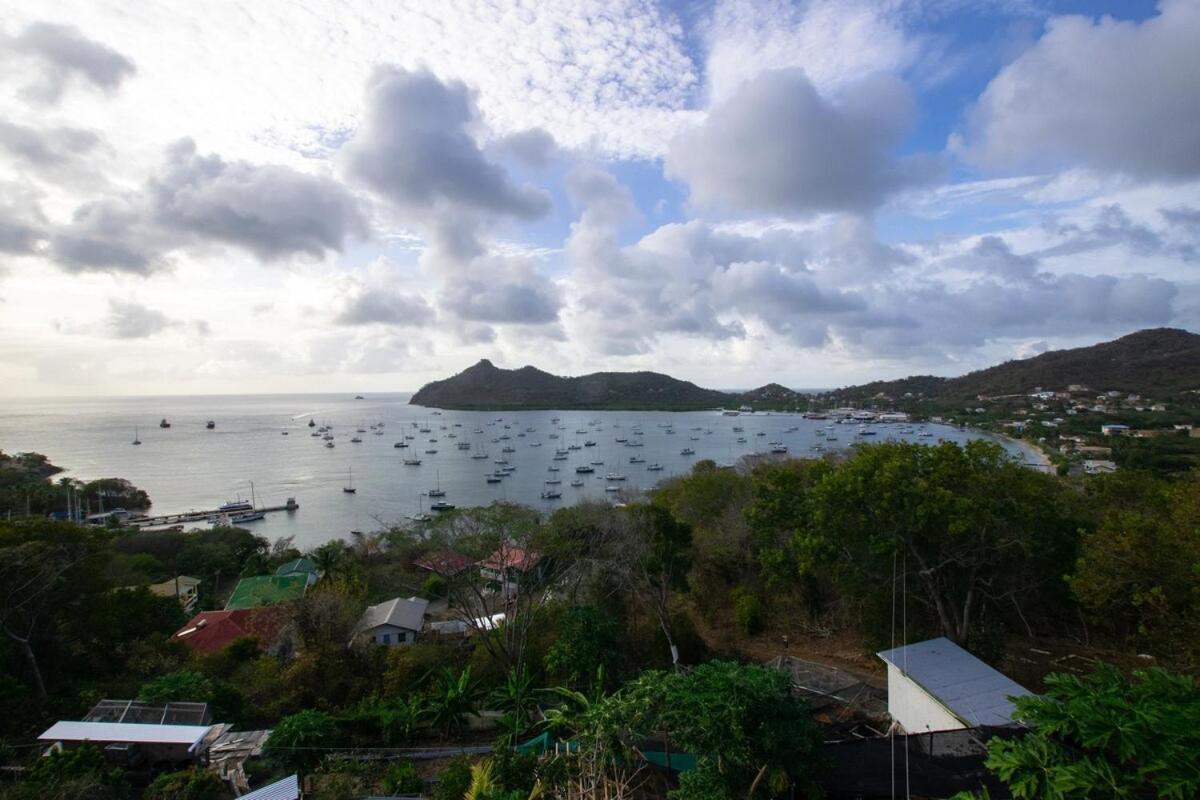 Onyx-- A Gem At Dee'S Pearl Villa Carriacou Exterior photo